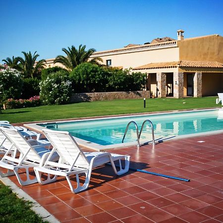 Agriturismo Lu Colbu Trinita d'Agultu e Vignola ภายนอก รูปภาพ