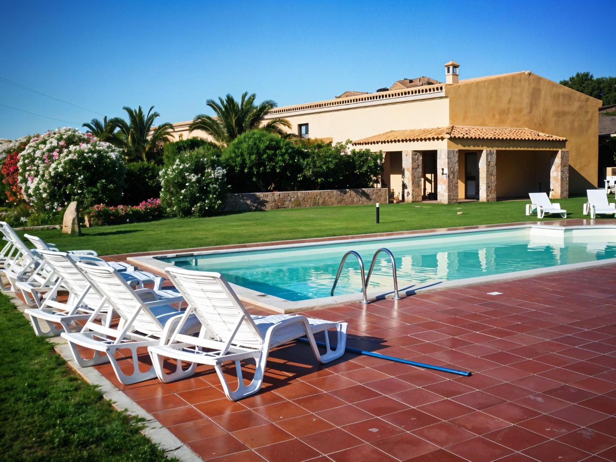 Agriturismo Lu Colbu Trinita d'Agultu e Vignola ภายนอก รูปภาพ